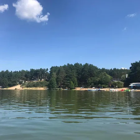 Tatil Evi Wypoczynkowy W Lesie Nad Jeziorem