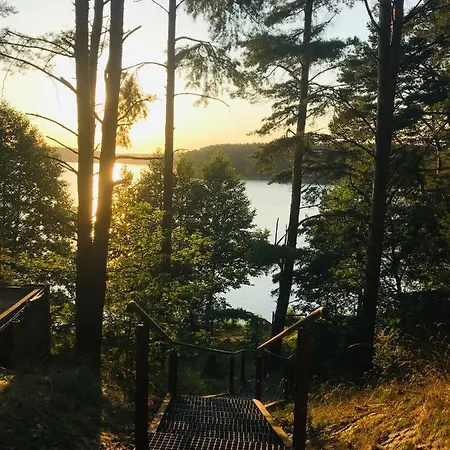Wypoczynkowy W Lesie Nad Jeziorem Holiday home Ocypel