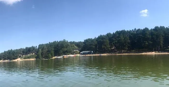 Prázdninový dům Wypoczynkowy W Lesie Nad Jeziorem *