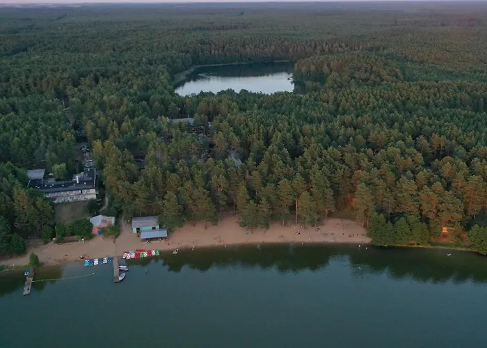 Wypoczynkowy W Lesie Nad Jeziorem Prázdninový dům Ocypel